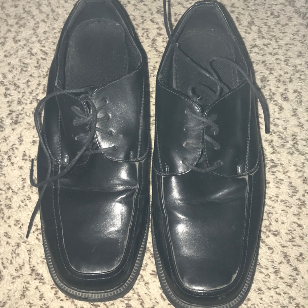 Men’s Black Dress Shoes